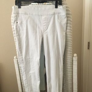 Old Navy Built In Sculpt Jeans